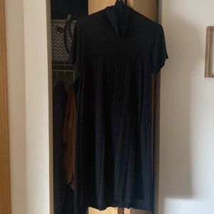 Black short sleeve dress